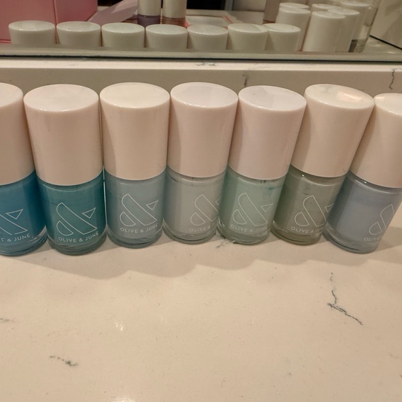 Olive & June Nail Polish Bundle (22!) - Picture 8 of 8